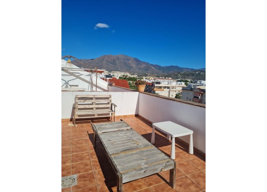 Resale - Apartment - Penthouse - Estepona - Estepona Centro