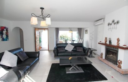 Resale - House - Detached Villa - Mijas - El Chaparral