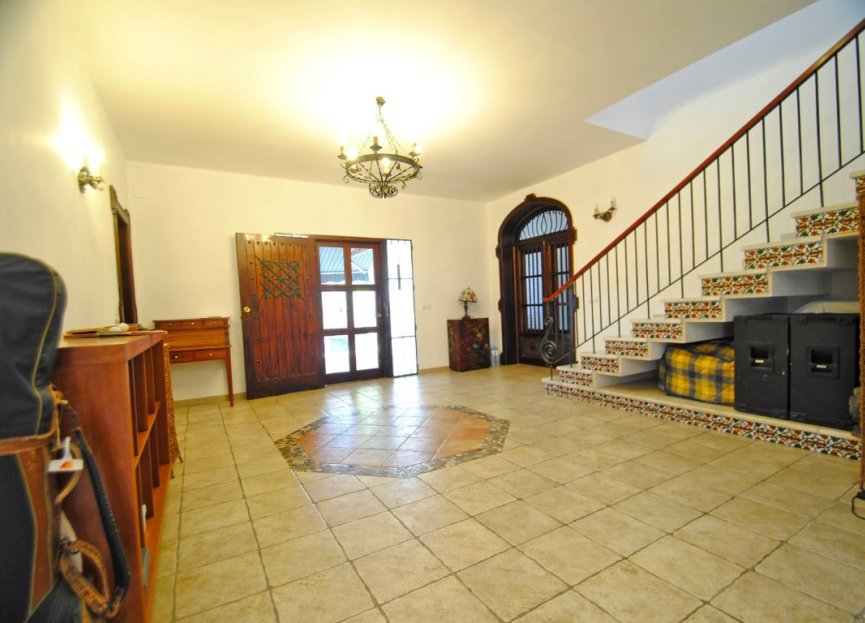 Resale - House - Detached Villa - Marbella - Elviria