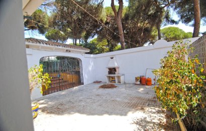 Resale - House - Detached Villa - Marbella - Elviria