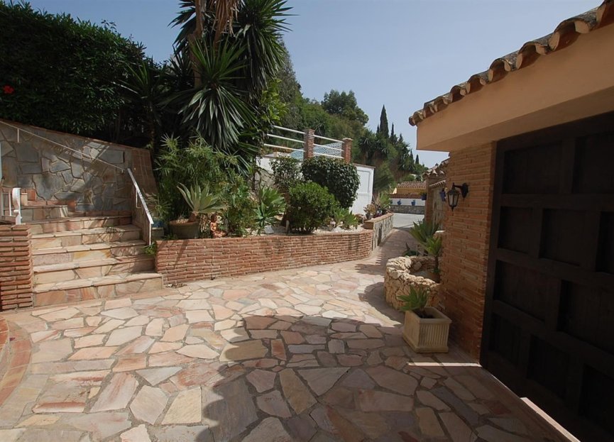 Reventa - House - Detached Villa - Mijas