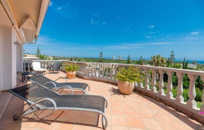 Resale - House - Detached Villa - Marbella - Elviria