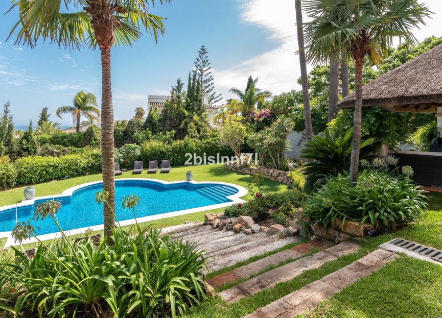 Resale - House - Detached Villa - Marbella - Elviria