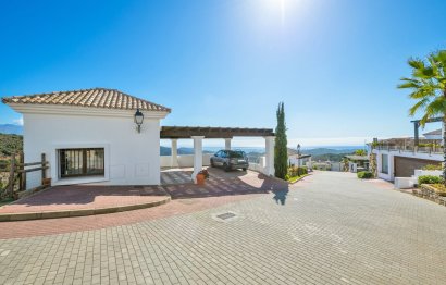 Reventa - House - Detached Villa - Benahavís - Benahavís Centro