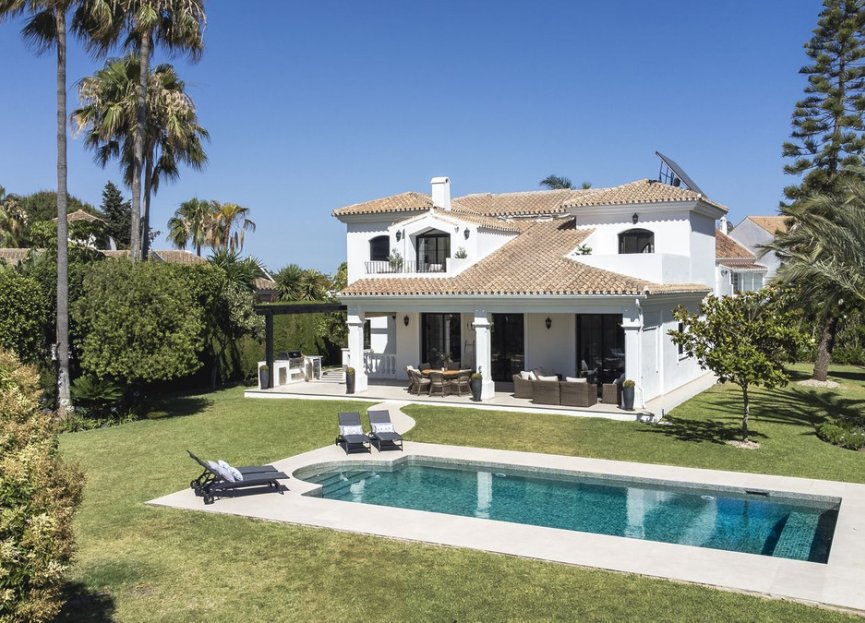 Reventa - House - Detached Villa - Estepona - Estepona Centro