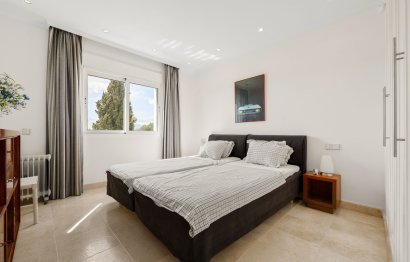 Resale - House - Townhouse - Marbella - Nueva Andalucia