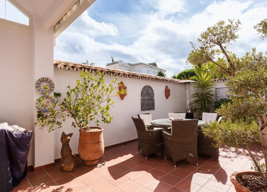 Resale - House - Townhouse - Marbella - Nueva Andalucia