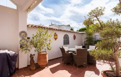 Resale - House - Townhouse - Marbella - Nueva Andalucia