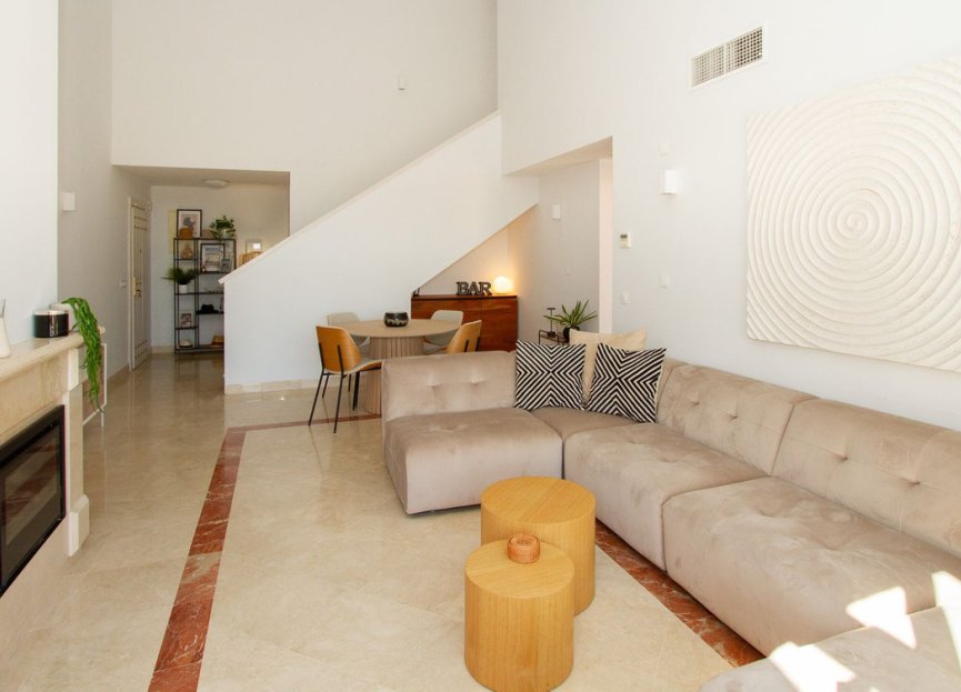 Resale - Apartment - Penthouse - Marbella - La Mairena