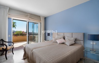 Resale - Apartment - Ground Floor Apartment - Marbella - Elviria