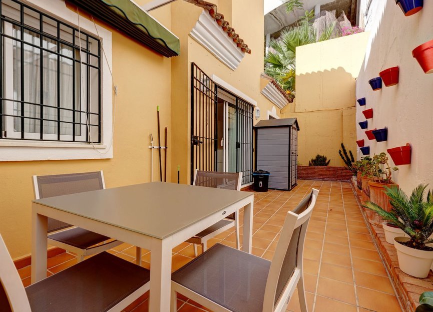 Reventa - House - Semi-Detached House - Marbella - Las Brisas