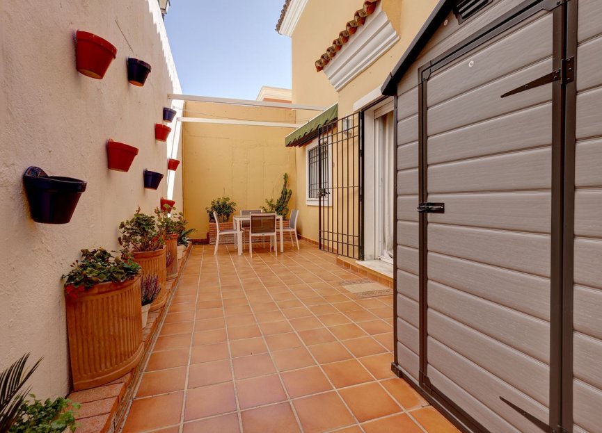 Reventa - House - Semi-Detached House - Marbella - Las Brisas