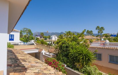 Reventa - House - Detached Villa - Marbella - Marbella Centro