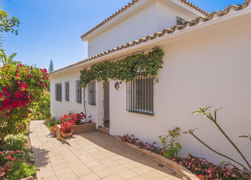 Reventa - House - Detached Villa - Marbella - Marbella Centro