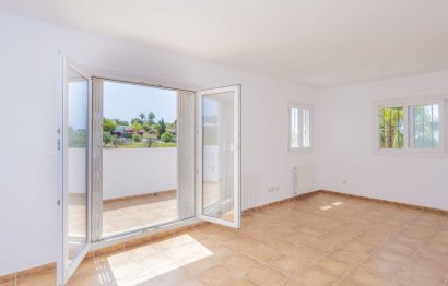 Reventa - House - Detached Villa - Marbella - Marbella Centro