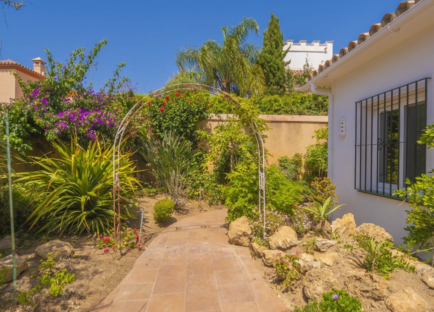 Reventa - House - Detached Villa - Marbella - Marbella Centro