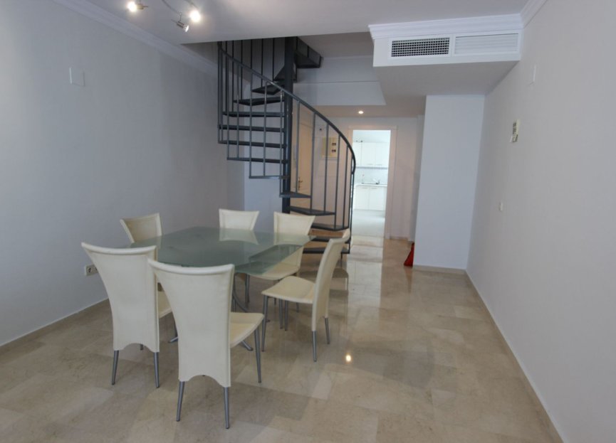 Resale - Apartment - Penthouse - Marbella - Puerto Banús