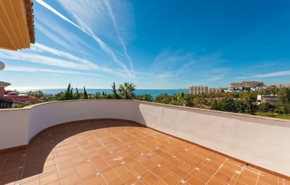 Reventa - House - Detached Villa - Benalmádena - Benalmadena Centro