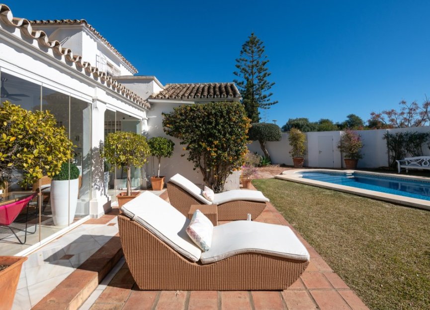 Resale - House - Detached Villa - Marbella - Artola