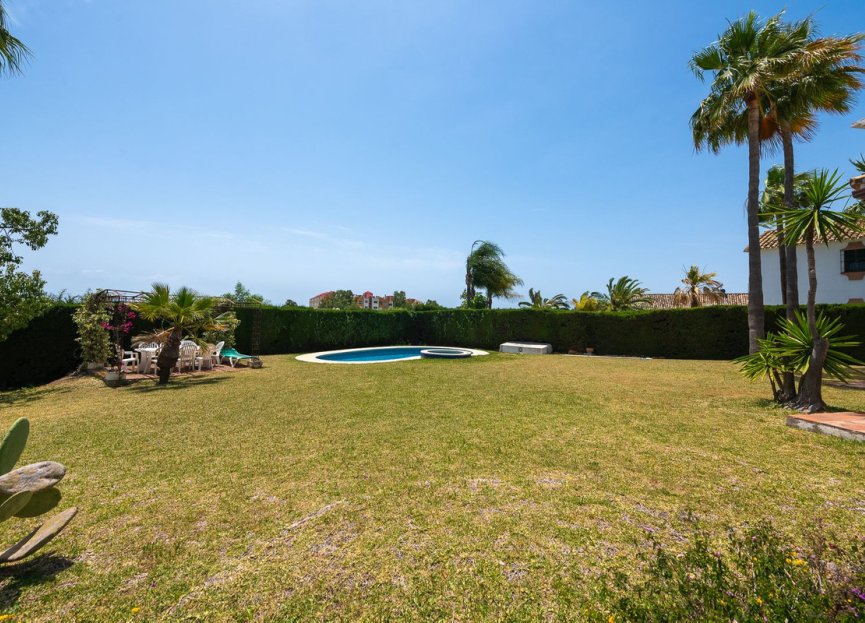 Reventa - House - Detached Villa - Estepona - Estepona Centro