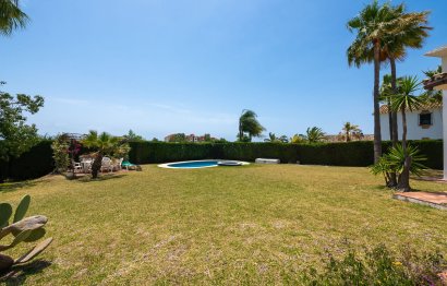 Reventa - House - Detached Villa - Estepona - Estepona Centro