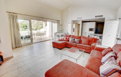 Resale - Apartment - Penthouse - Benalmádena - Benalmadena Pueblo