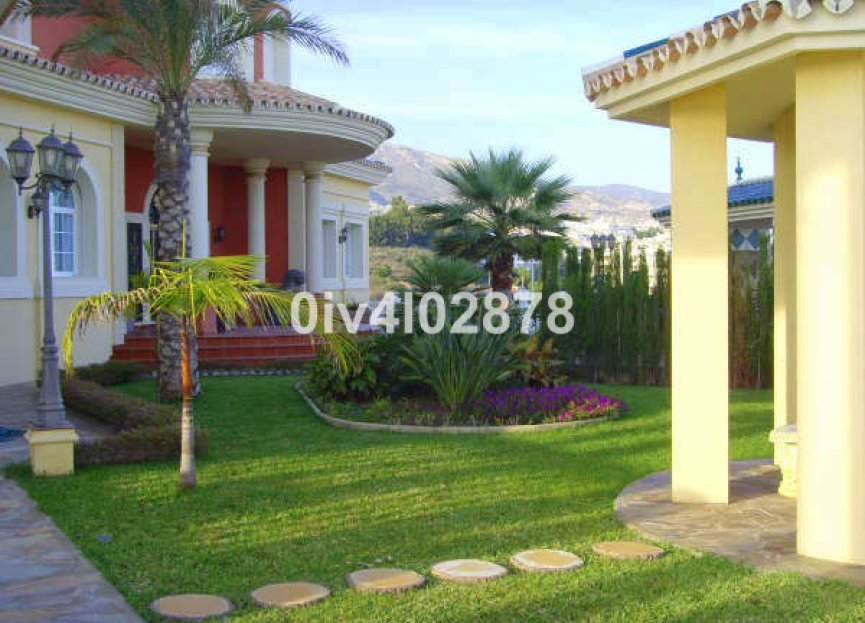 Resale - House - Detached Villa - Benalmádena - Torrequebrada