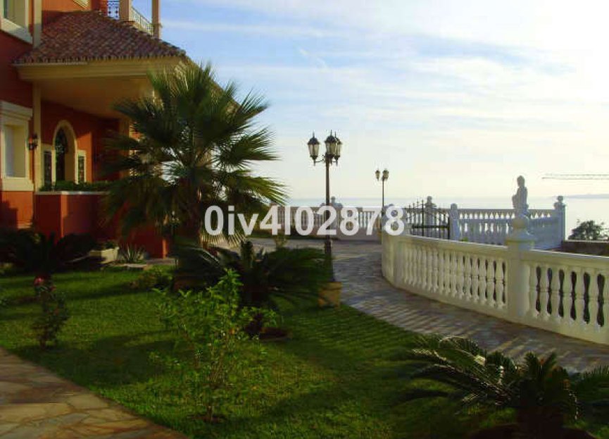 Resale - House - Detached Villa - Benalmádena - Torrequebrada