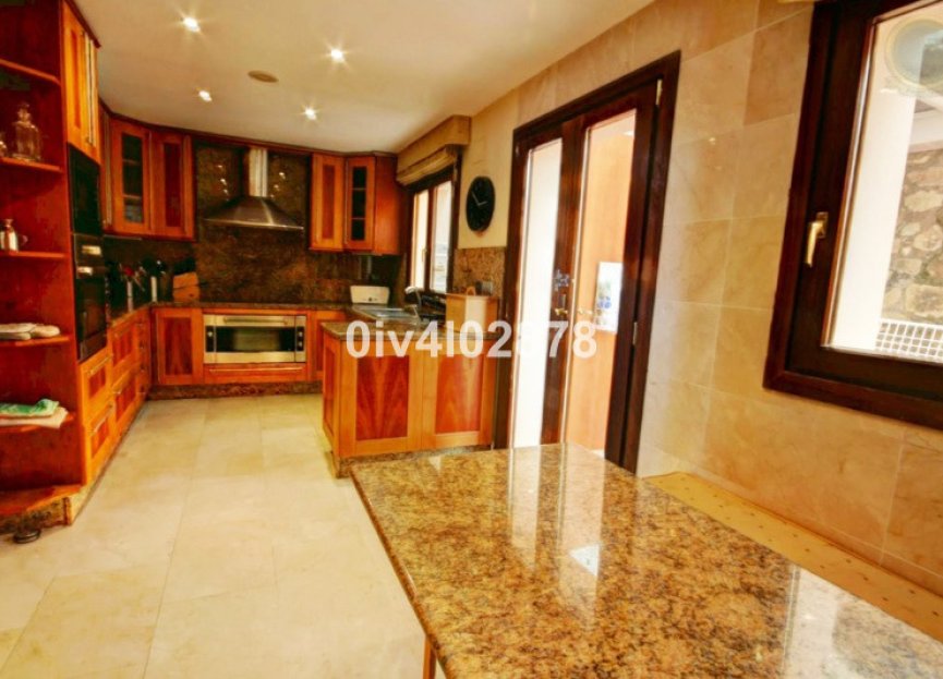 Reventa - House - Detached Villa - Benalmádena - Benalmadena Pueblo