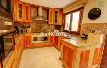 Reventa - House - Detached Villa - Benalmádena - Benalmadena Pueblo