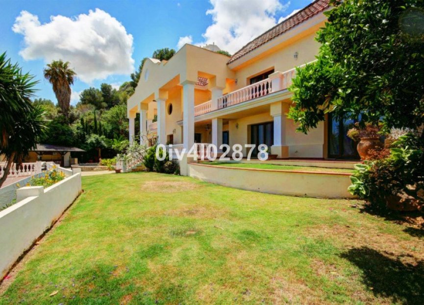 Resale - House - Detached Villa - Benalmádena - Benalmadena Pueblo