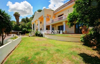 Resale - House - Detached Villa - Benalmádena - Benalmadena Pueblo