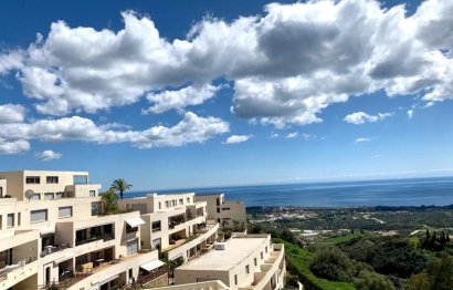 Resale - Apartment - Penthouse - Marbella - Altos de los Monteros