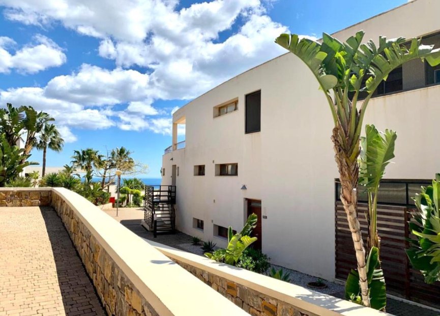 Resale - Apartment - Penthouse - Marbella - Altos de los Monteros