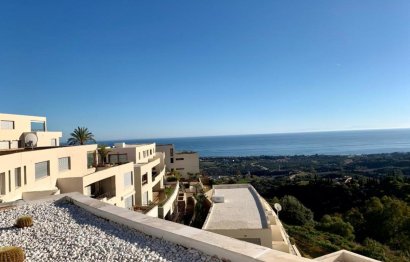 Resale - Apartment - Penthouse - Marbella - Altos de los Monteros