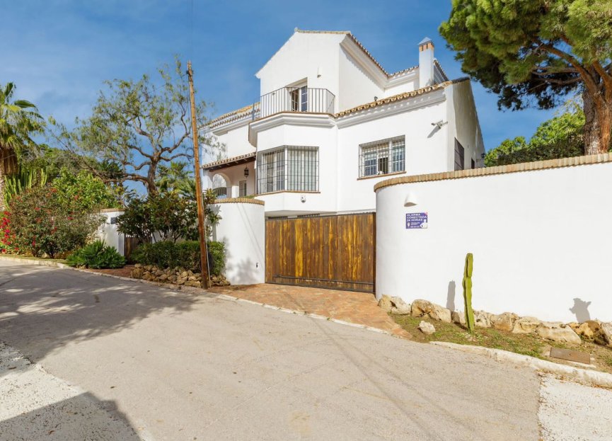 Resale - House - Detached Villa - Marbella - El Rosario