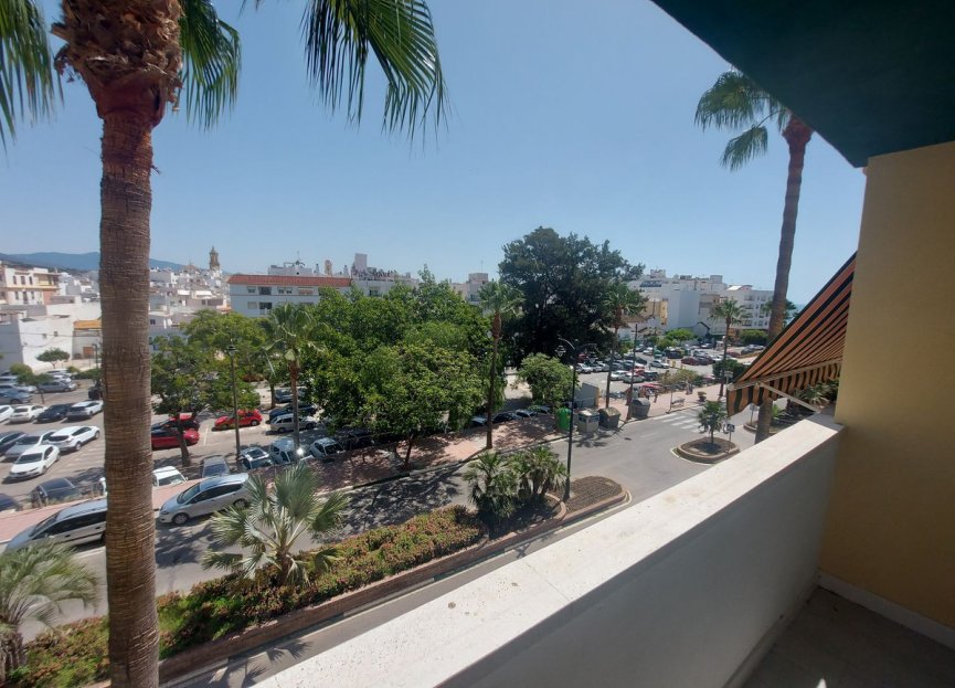 Reventa - Apartment - Middle Floor Apartment - Estepona - Estepona Centro