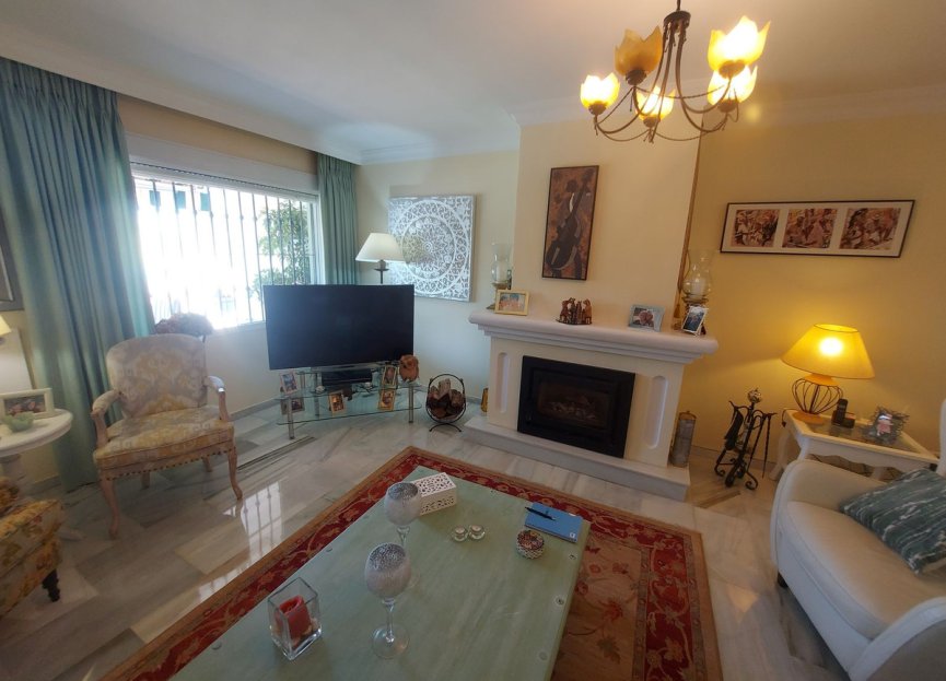 Resale - House - Detached Villa - Manilva - La Duquesa