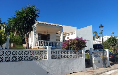 Resale - House - Detached Villa - Manilva - La Duquesa