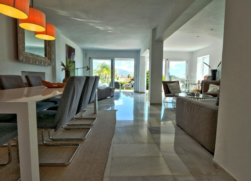 Resale - Apartment - Duplex - Marbella - Nueva Andalucia