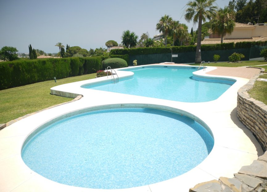 Resale - Apartment - Duplex - Marbella - Nueva Andalucia