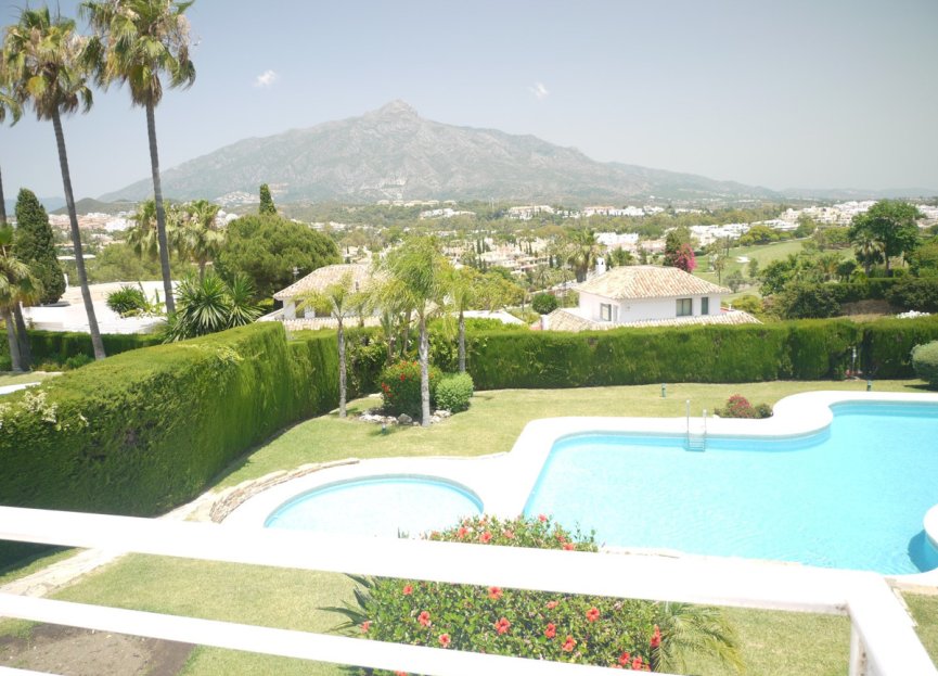 Resale - Apartment - Duplex - Marbella - Nueva Andalucia