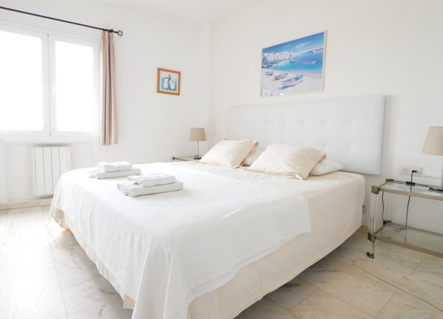 Resale - Apartment - Top Floor Apartment - Marbella - Puerto de Cabopino