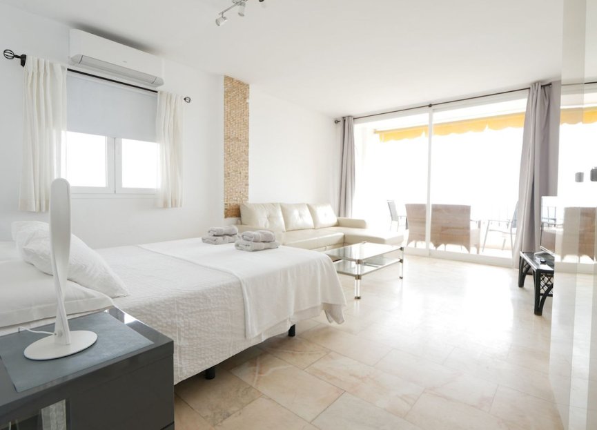 Resale - Apartment - Top Floor Apartment - Marbella - Puerto de Cabopino