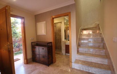 Resale - House - Semi-Detached House - Marbella - Santa Clara