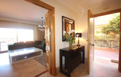 Resale - House - Semi-Detached House - Marbella - Santa Clara