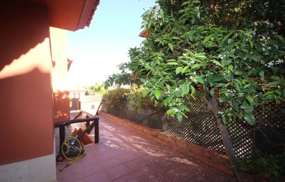 Resale - House - Semi-Detached House - Marbella - Santa Clara