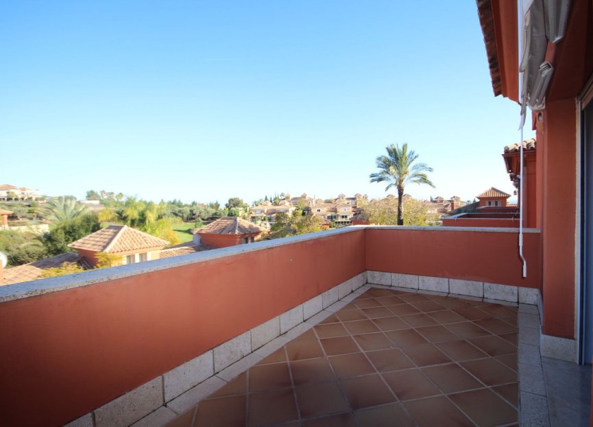 Resale - House - Semi-Detached House - Marbella - Santa Clara