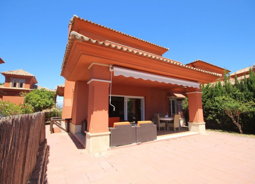 Resale - House - Semi-Detached House - Marbella - Santa Clara