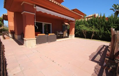 Resale - House - Semi-Detached House - Marbella - Santa Clara